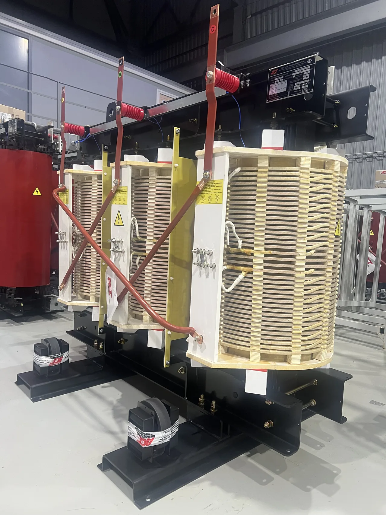 ТСЗЛ-1250: сухой силовой трансформатор 1250 кВА с литой изоляцией